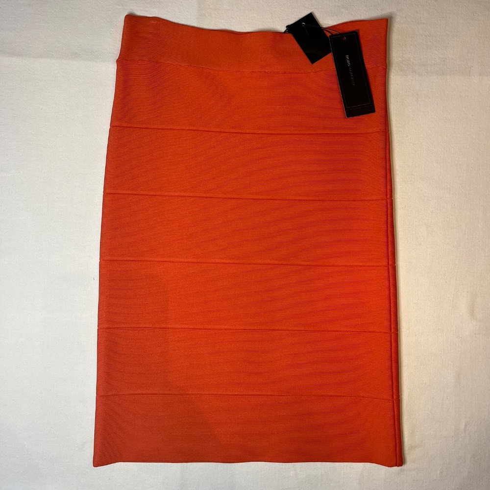 BCBG MAXAZARIA NWT Alexa Bandage Knit Pencil Skirt Size M Color Nectar MSRP $148